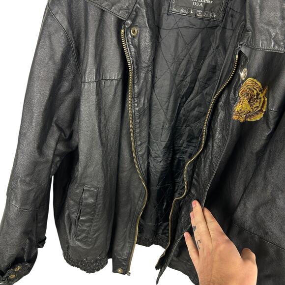 Vintage Black Leather Tiger Embroidered Collared Thrashed Leather Jacket L - Picture 5 of 5